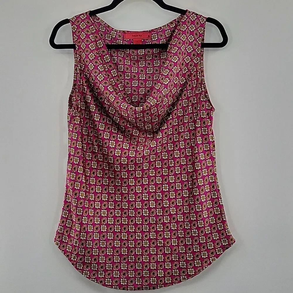 3For$20 Sunset Rd Purple top w/ flowers size 6